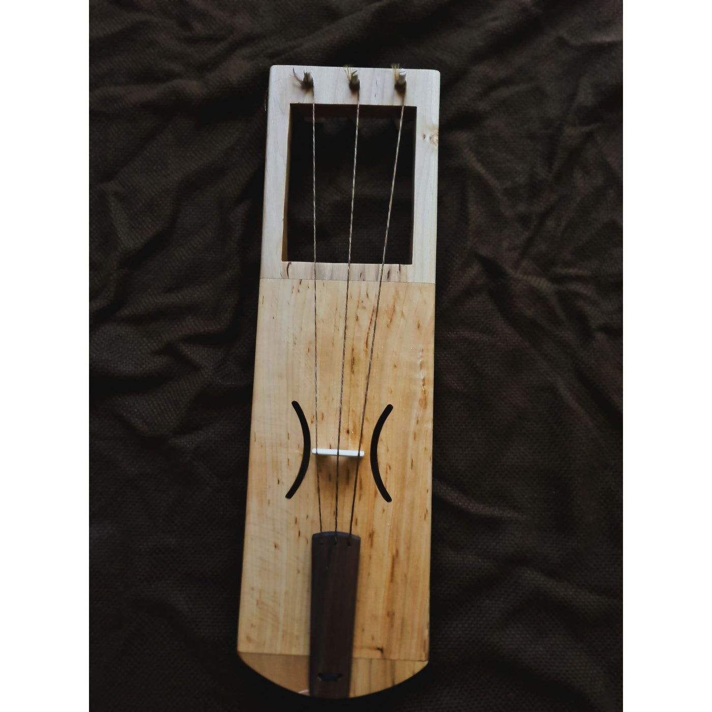 Tagelharpa, 3 Saiten