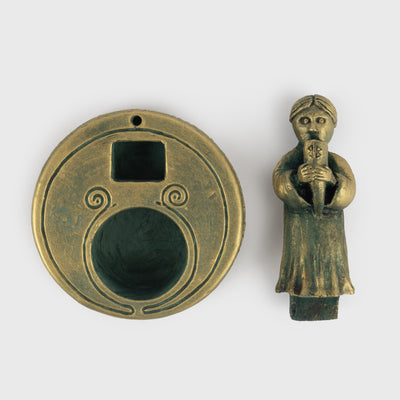 Travel Altar, Frigg