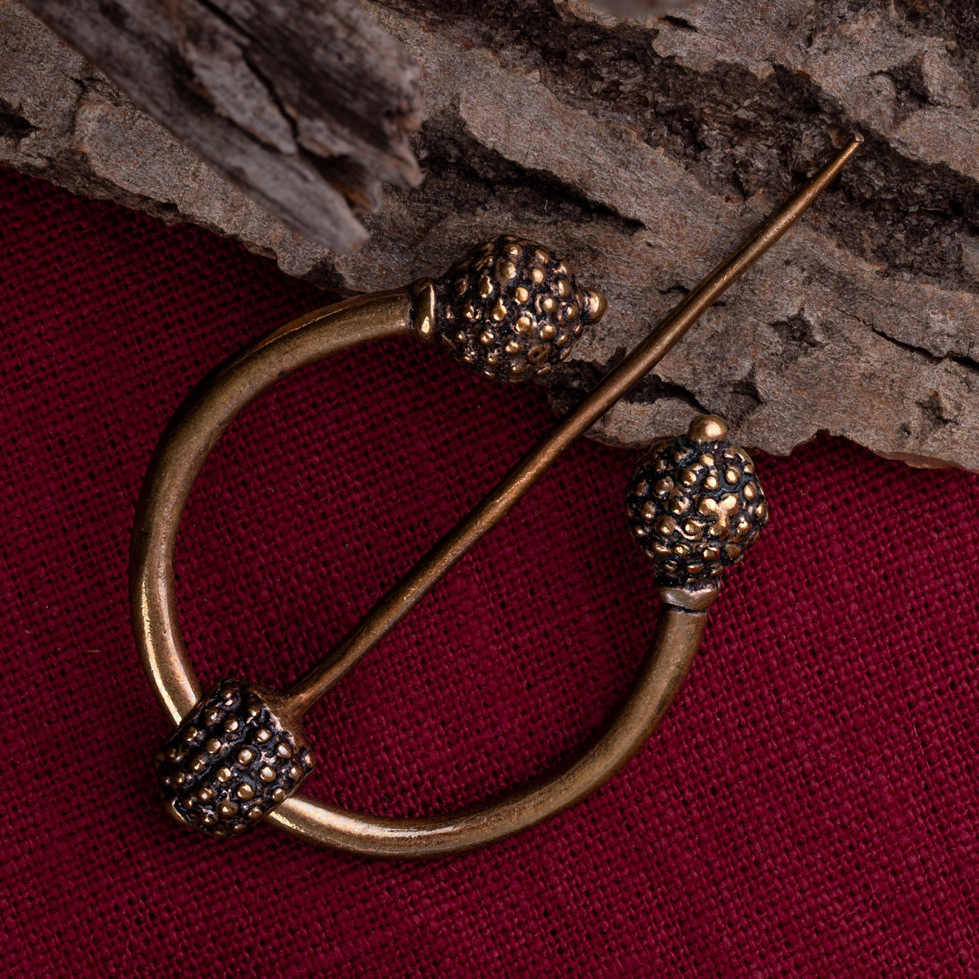 Bronze Fibula, Thistle