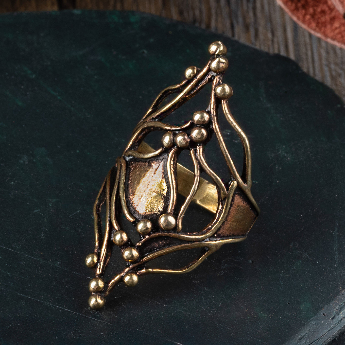 Roots Ring, Bronze