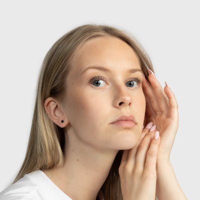 Schwarzer Onyx und Silber Ohrstecker