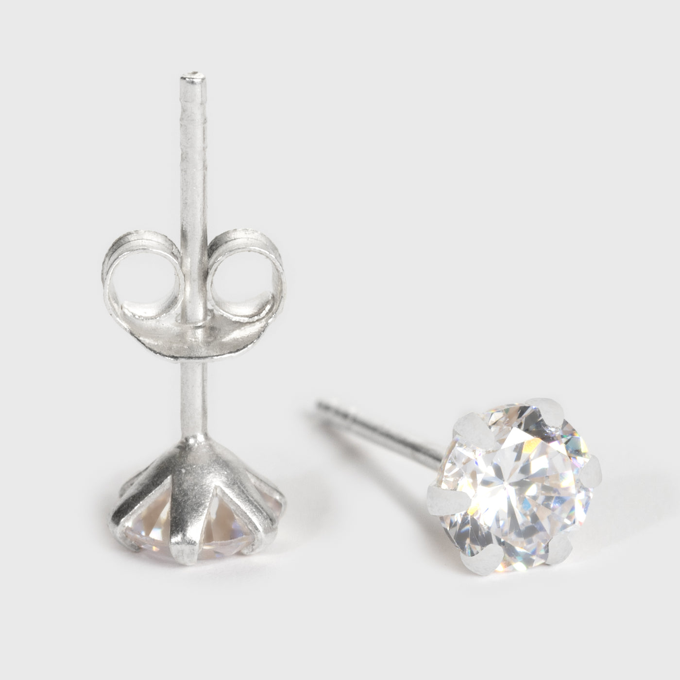 Klarer Zirkon und Silber Ohrstecker