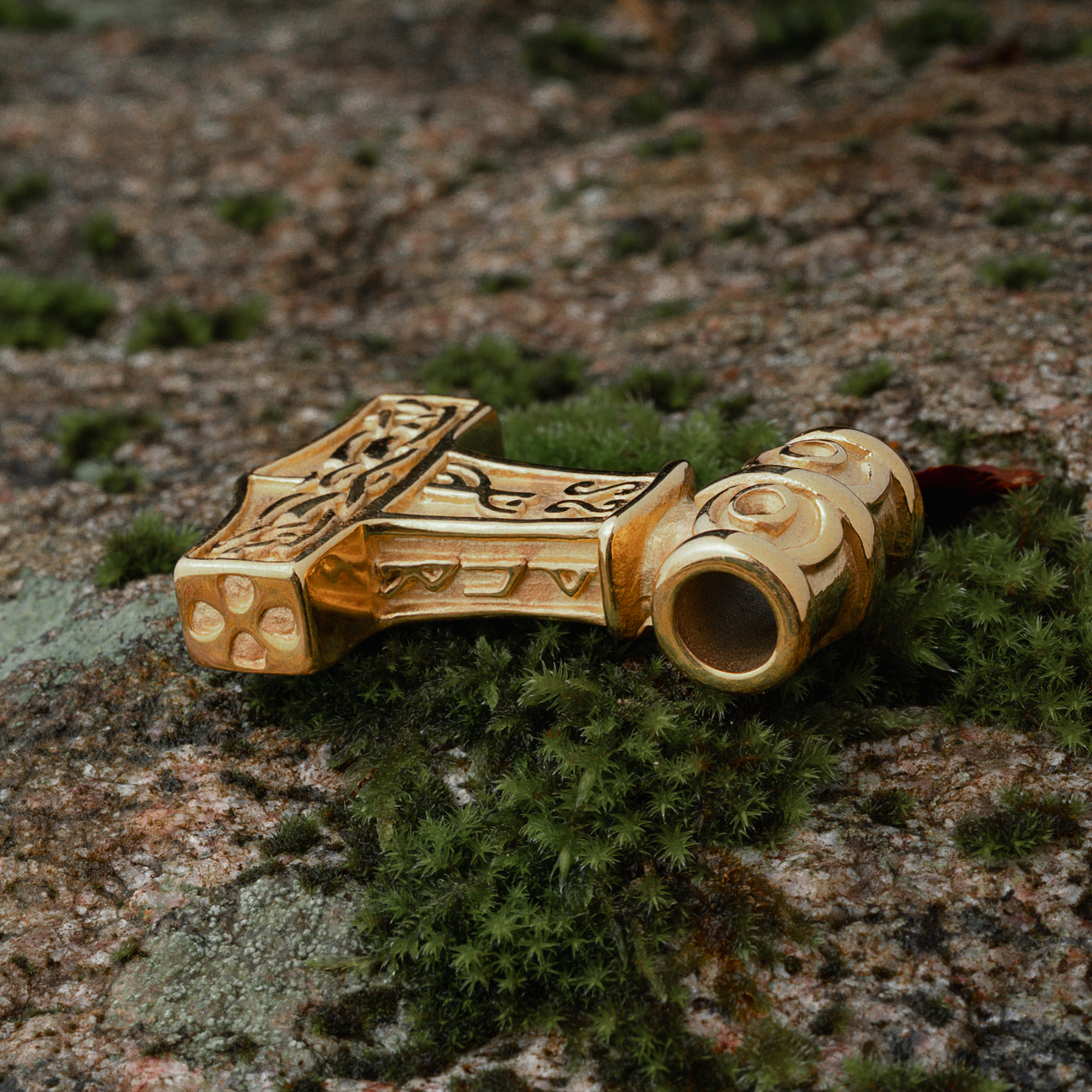 Grimfrost Thorshammer, Vergoldet