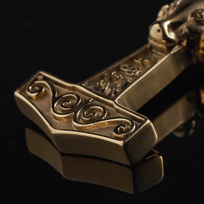 Grimfrosts Bockhammer, Vergoldet