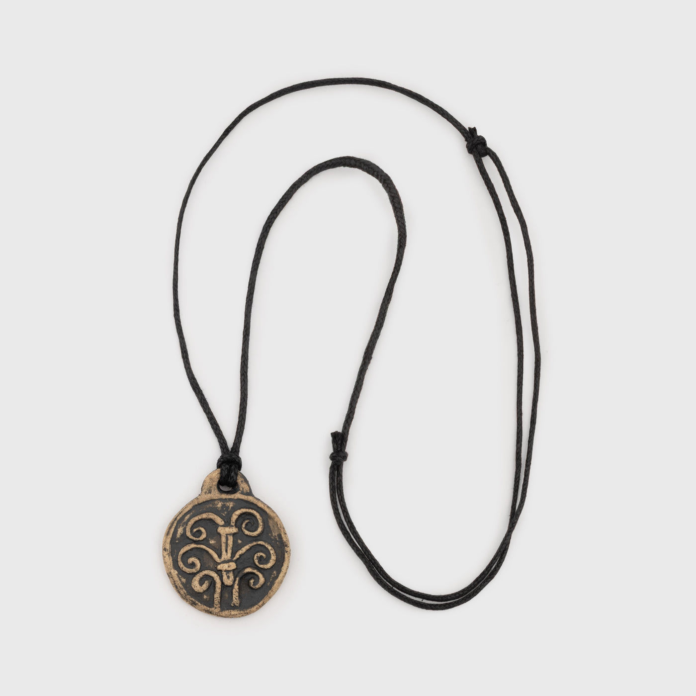 Yggdrasil Keramik-Anhänger