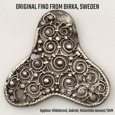 Premium Threefoil Brooch, Bronze