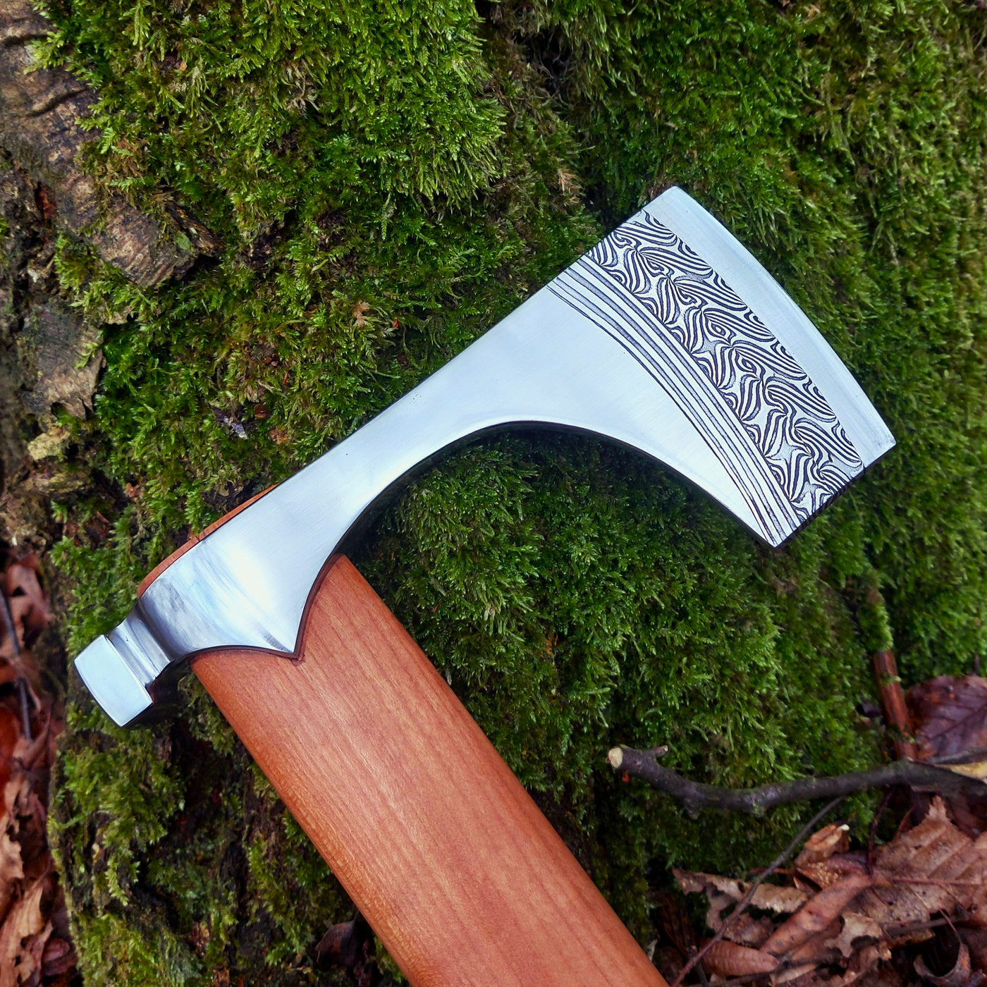 Premium Pattern-Welded Axe, Furbjärs – Grimfrost Intl