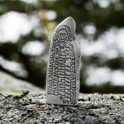 Runestones - Runestone, Släbro-Oppeby - Grimfrost.com