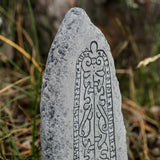 Runenstein, Anundshögen